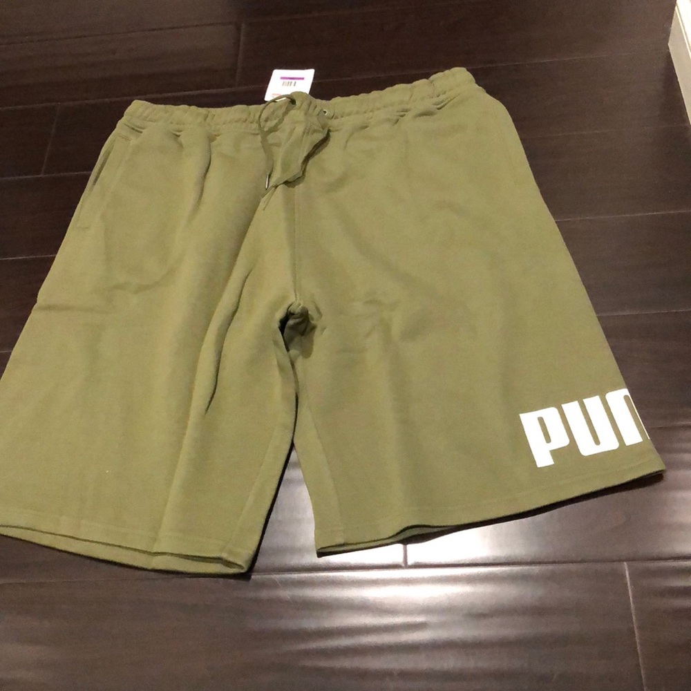 Last ONE - Puma men’s new logo short with tags - Picture 2 of 4